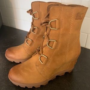 Sorel Joan Of Arctic Wedge II Lace Up Boots Size 7
